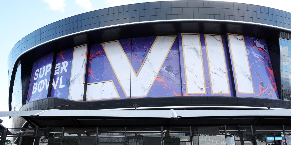 NextImg:Super Bowl LVIII rocked as A-list performer forced to cancel gig due to 'family emergency'