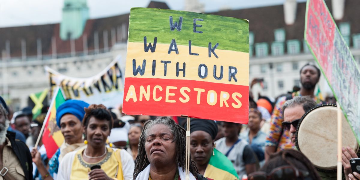 NextImg:British families told to pay slavery reparations as ex-BBC journalist pledges £100k