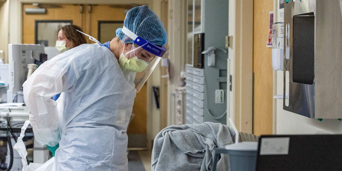 NextImg:Covid masks return to some US hospitals as face coverings made compulsory