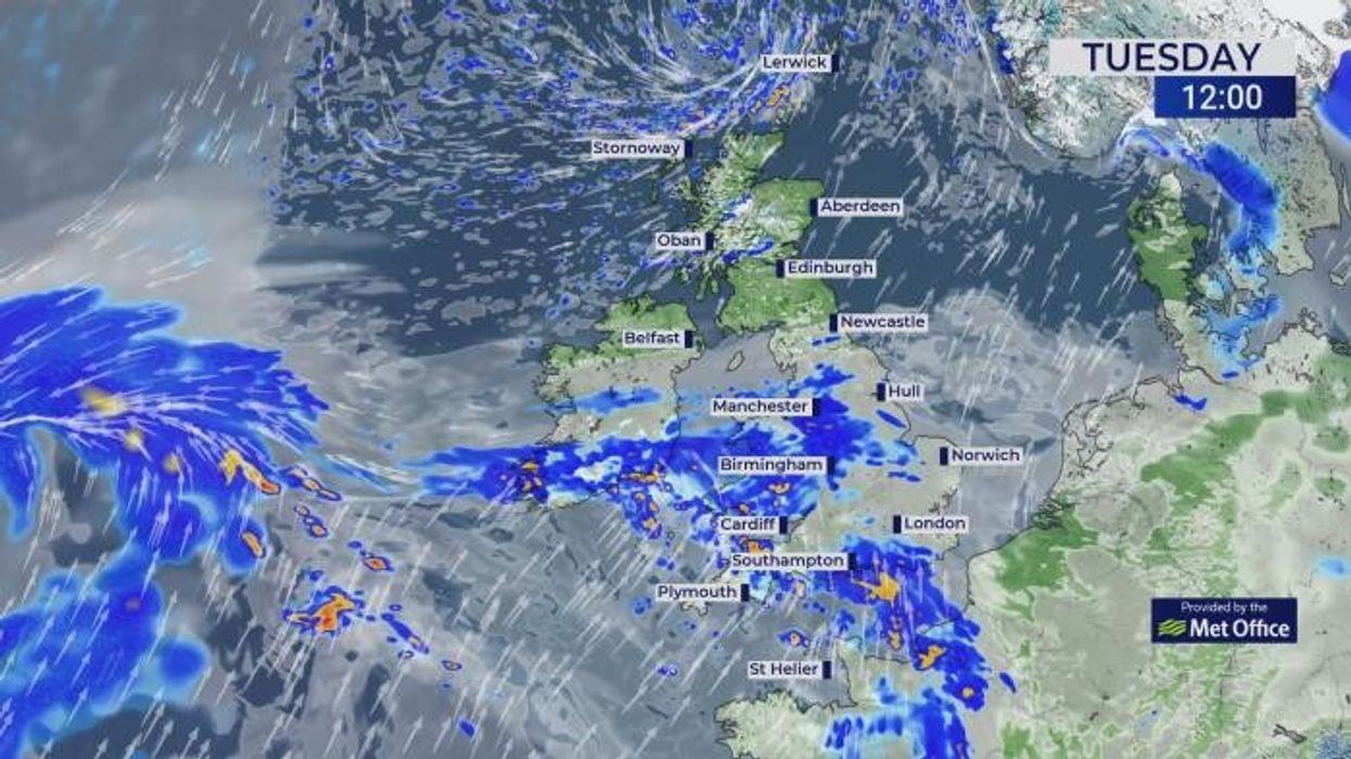 UK snow: Britain to be hit by eight days of snow as sub-zero freeze engulfs the nation