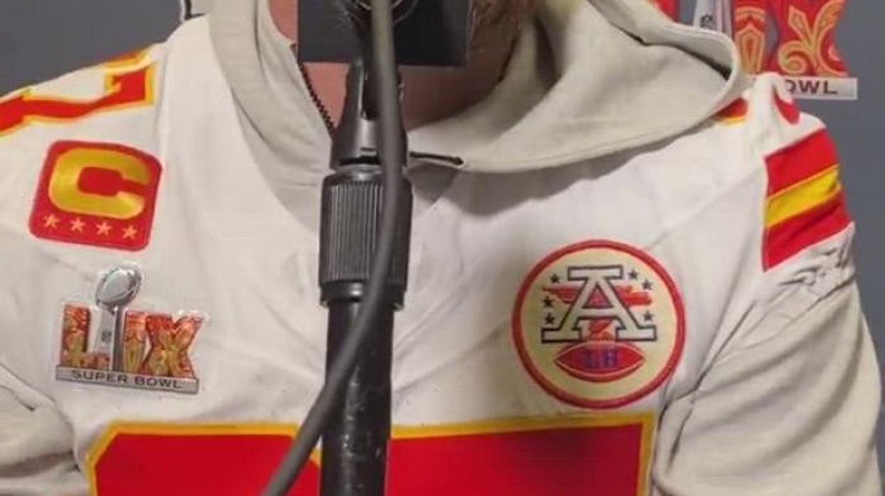 Travis Kelce's girlfriend Taylor Swift sends fans into a frenzy after stepping out with 'baby bump'