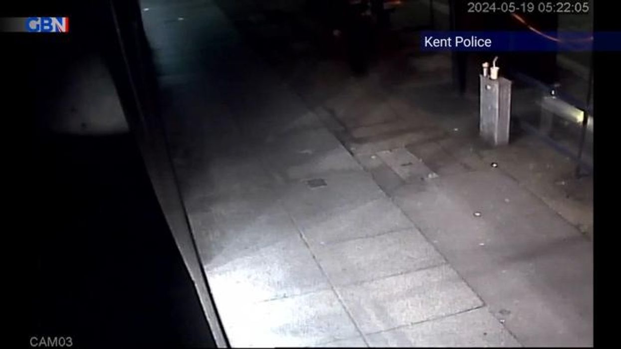 Violent thug jailed after attacking strangers with gas canister and stealing delivery driver's car