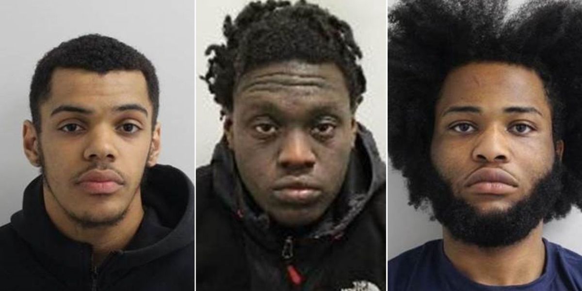 NextImg:Police launch hunt for three men after 20-year-old man stabbed to death