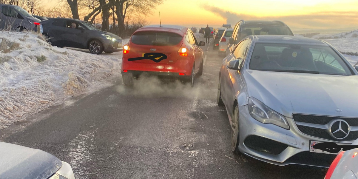 NextImg:Peak District news: 'Ridiculous!' Parking row erupts as hundreds of cars dumped at British beauty spot