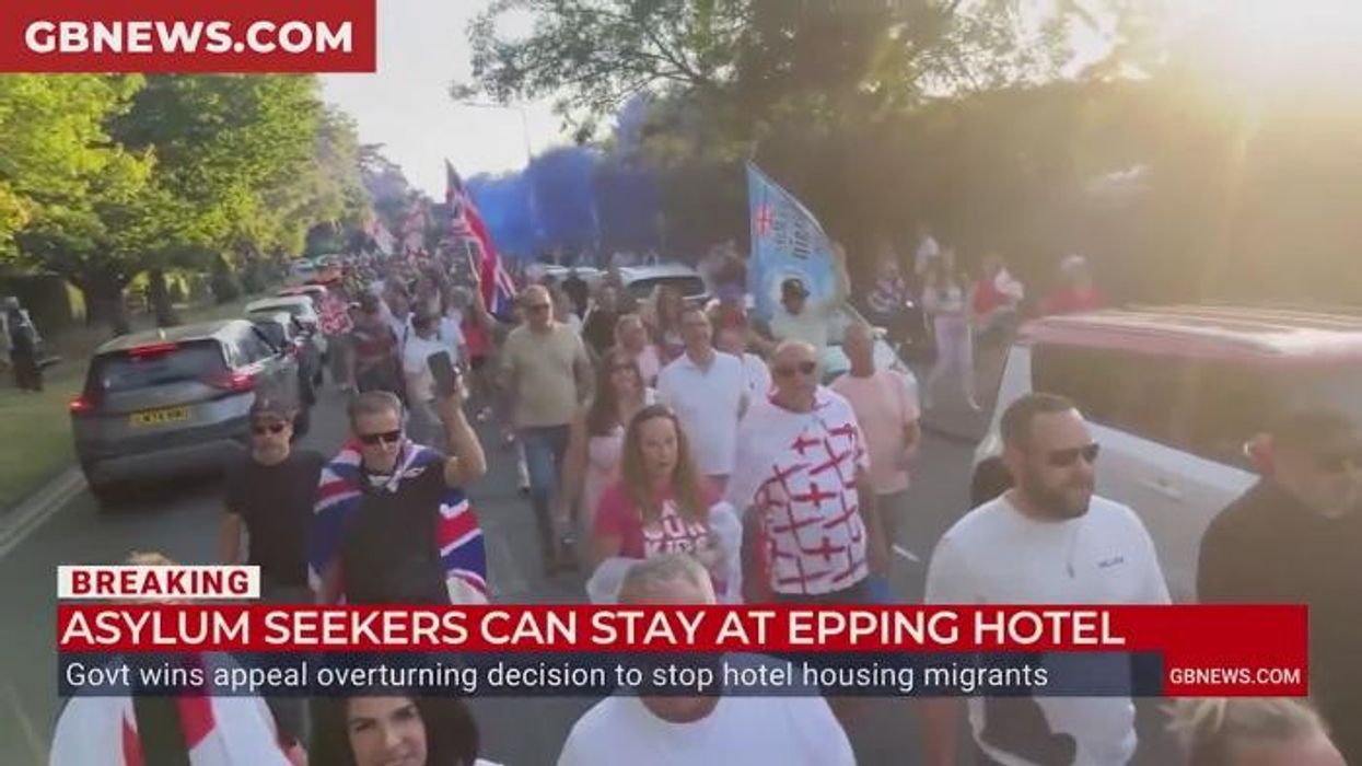 Police arrest three protesters outside Epping migrant hotel just hours after Home Office court victory