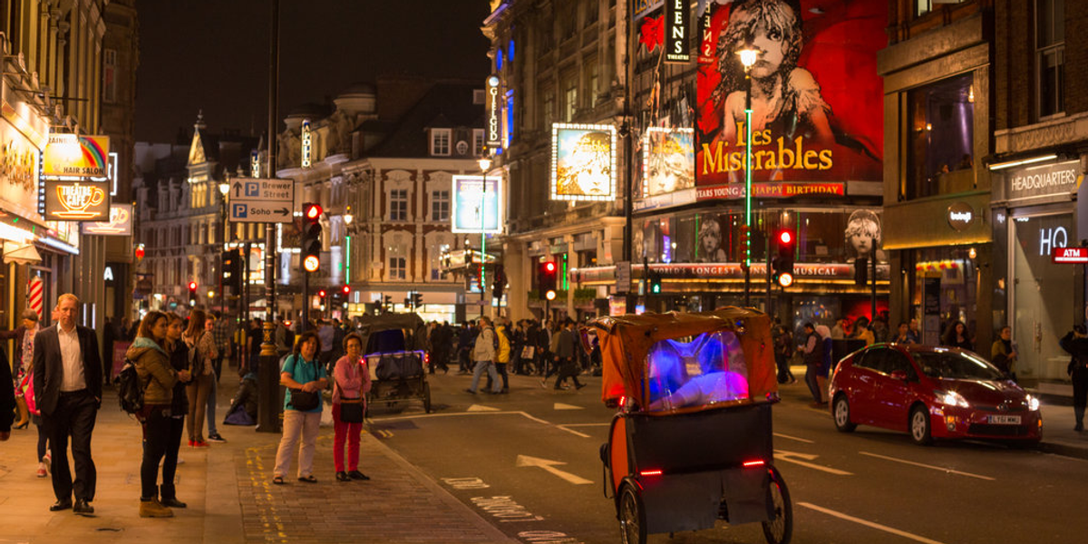 NextImg:Pedicab restrictions move closer with riders facing £2,500 fine for breaking rules - 'Positive step'