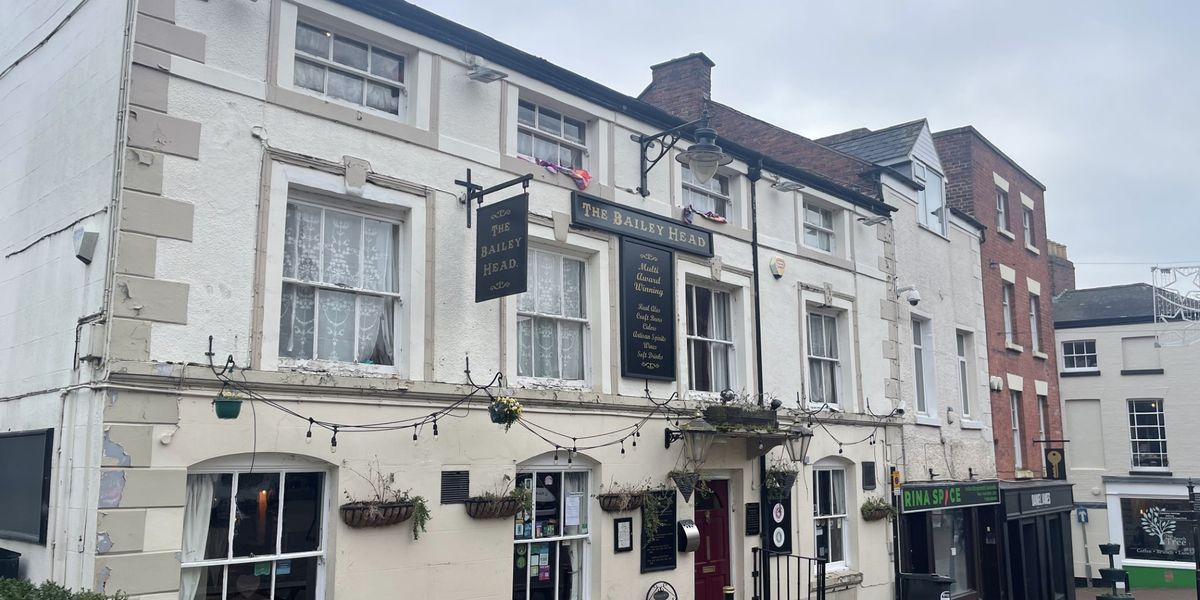 NextImg:Shropshire pub named best boozer in Britain - ‘We’re stunned!’