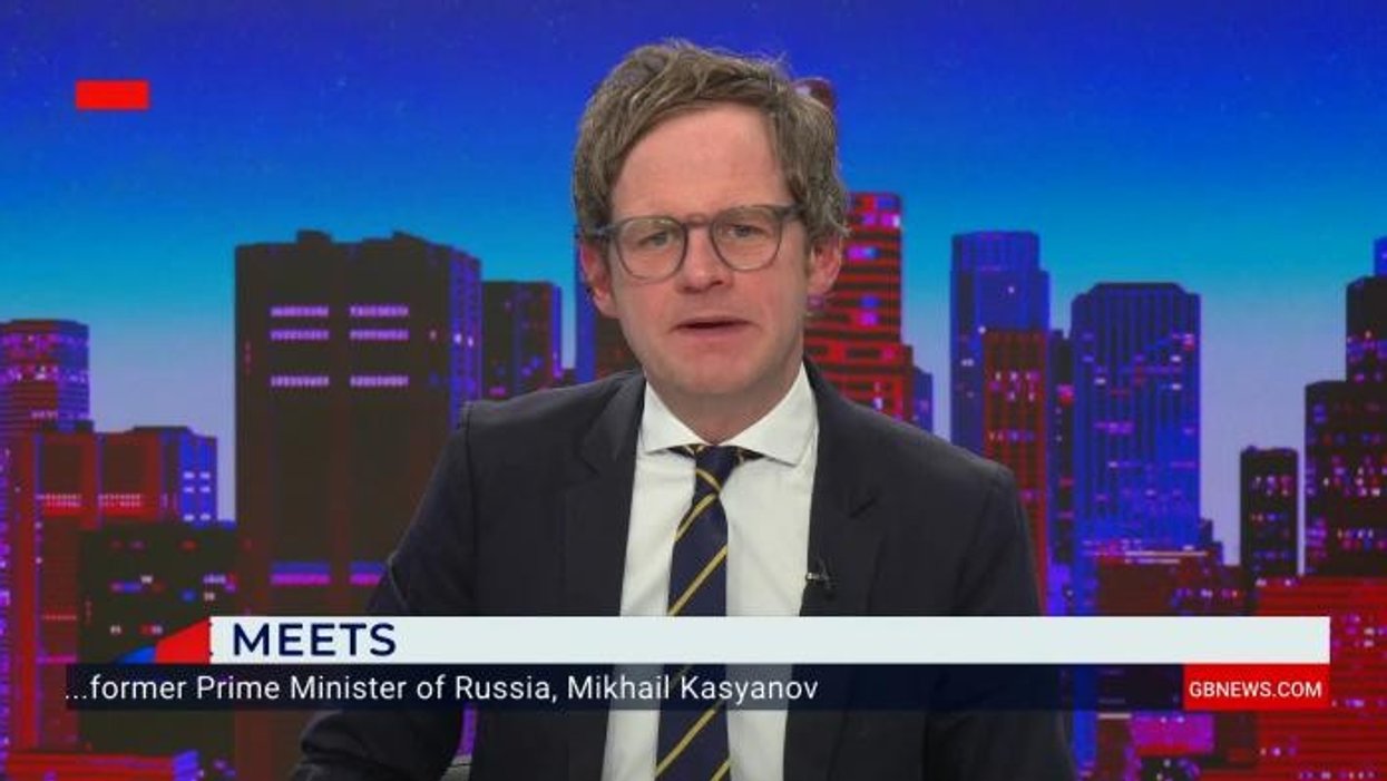 Anti-Putin paramilitaries cross border and 'blow up vehicles' on Russian streets