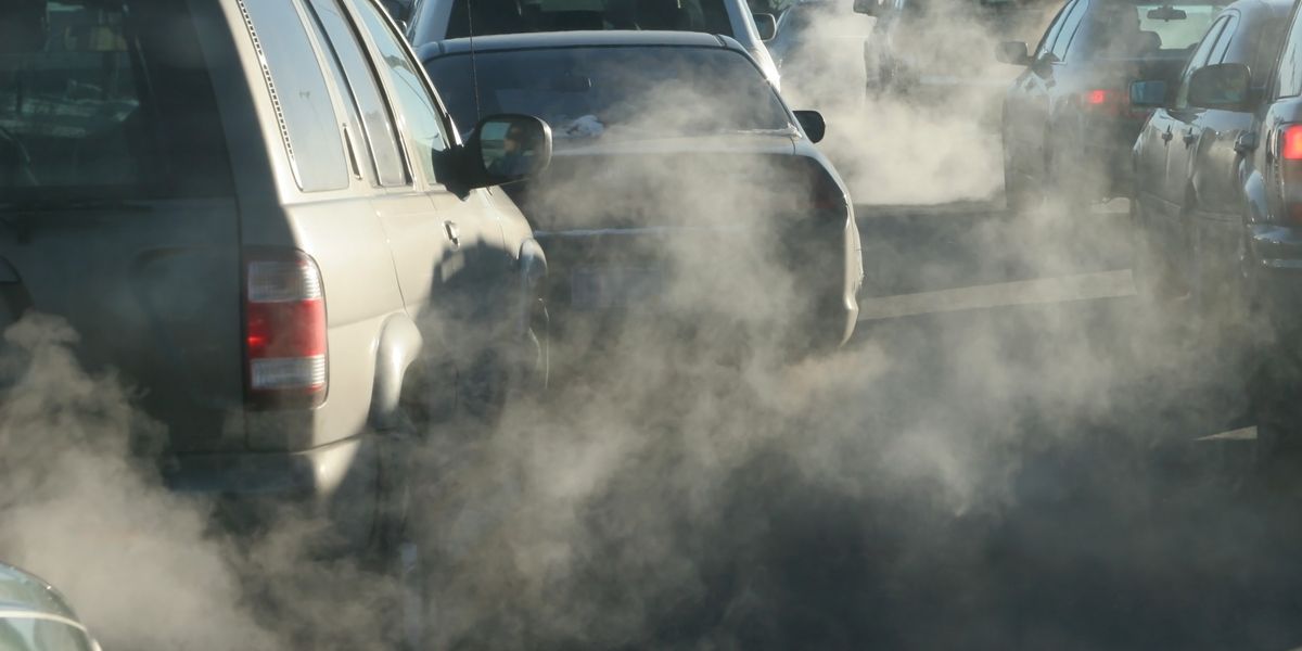 NextImg:Major new fuels should play a role after 2035 to keep petrol and diesel cars on the road, German Minister says