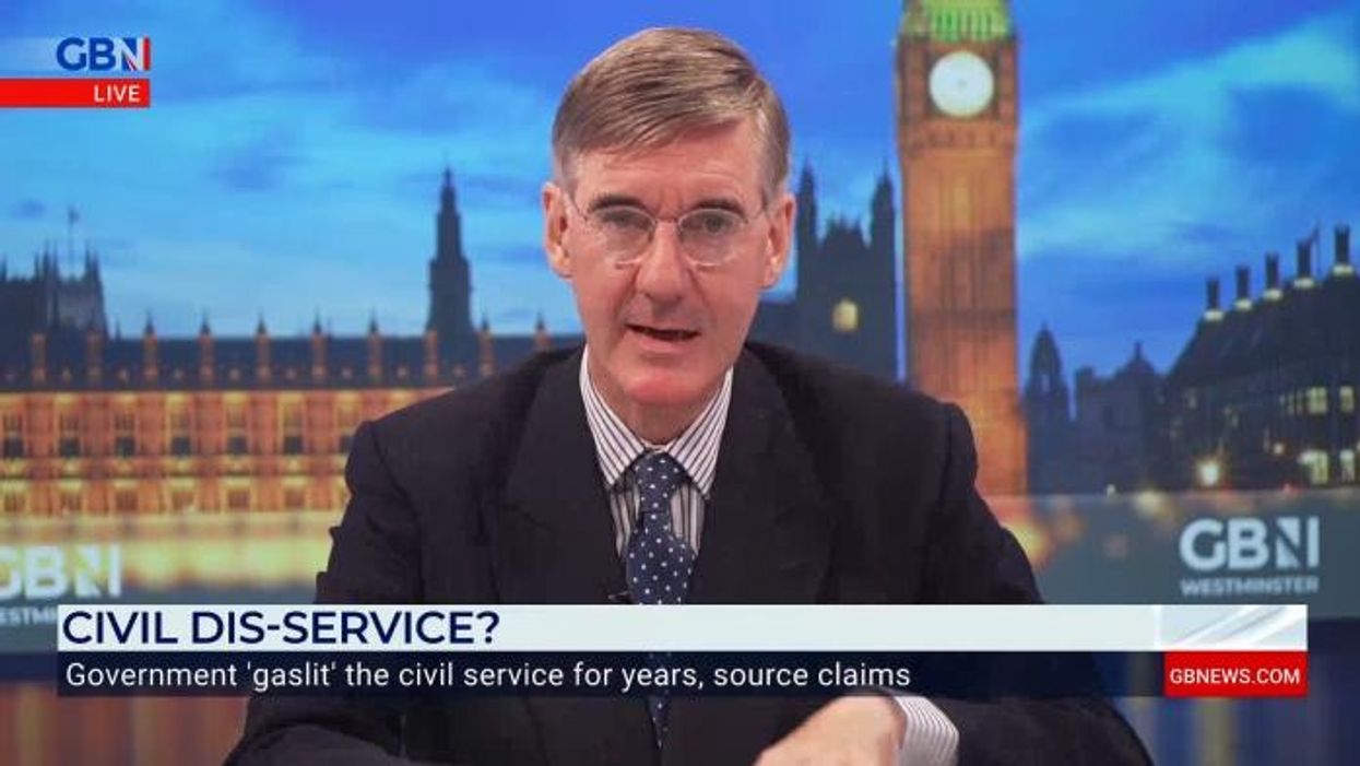 Met Office debunk weather myth that predicts 40 days of continuous rain