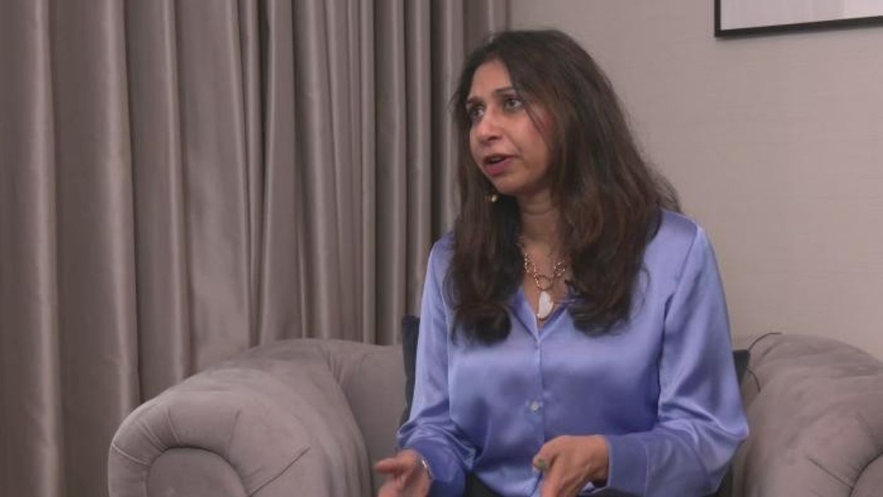 Suella Braverman fires warning shot to Rishi Sunak as Rwanda rebellion looms