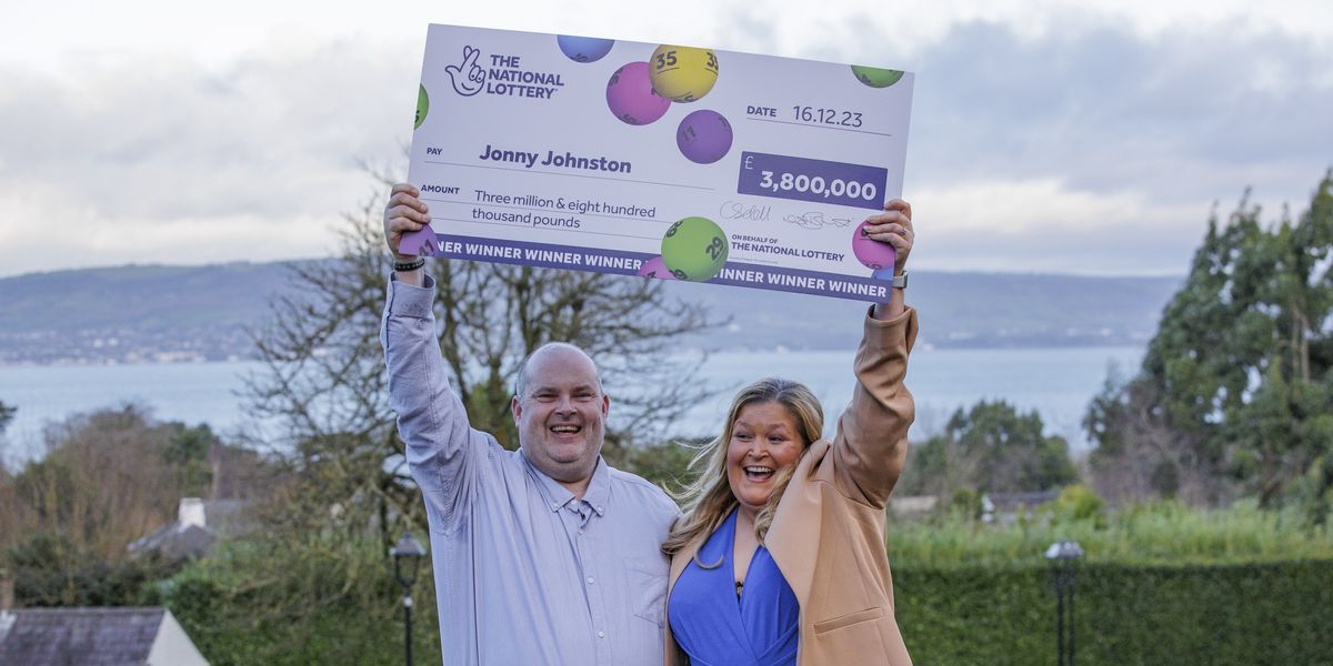 NextImg:National Lottery winner keeps job as Tesco delivery driver despite mega win