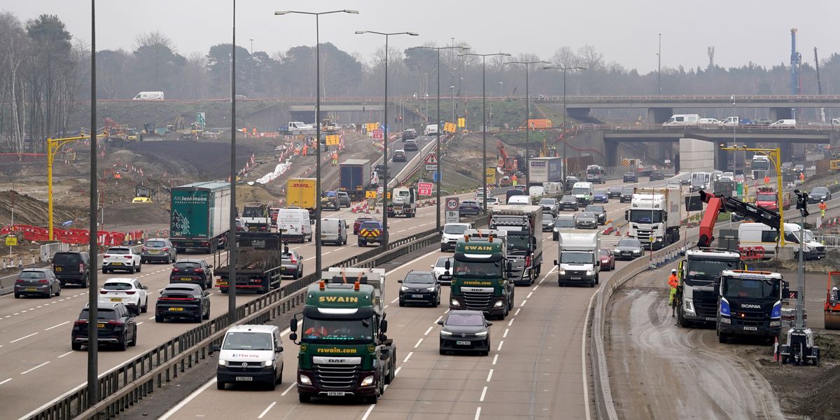 M25 closure: Drivers warned of 'disruption' and 'gridlock' as motorway ...