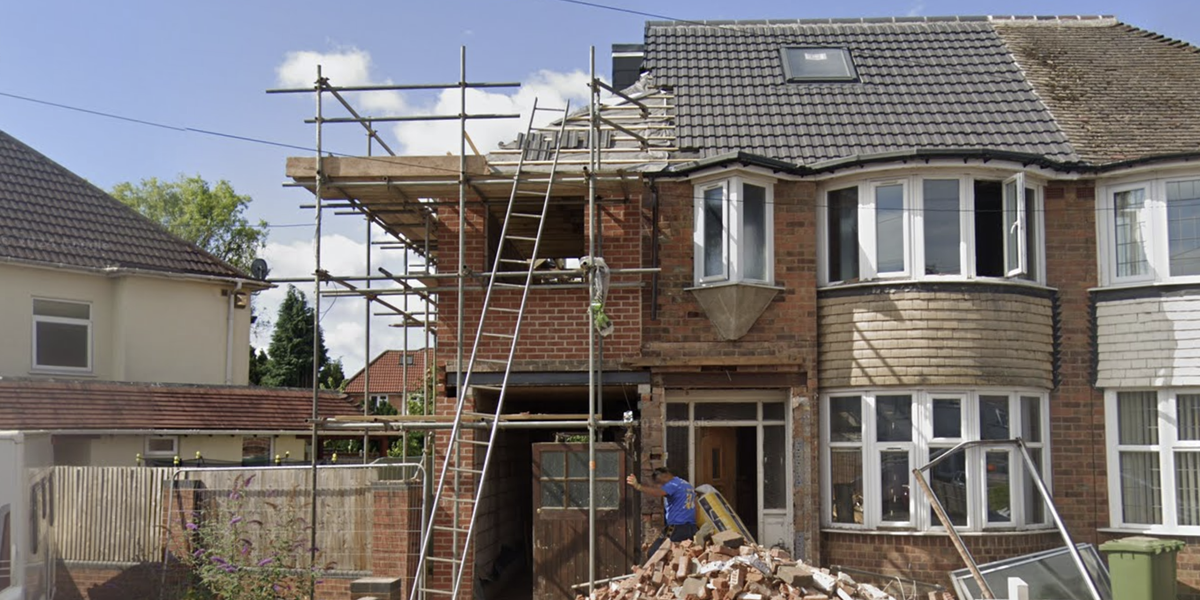 NextImg:West Midlands news: Neighbour row explodes after builders refused to follow plans on new home