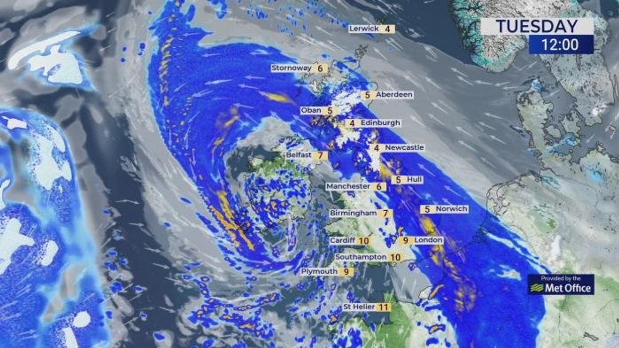 Storm Chandra: Travel chaos engulfs Britain as snow and rain leaves hundreds of schools closed