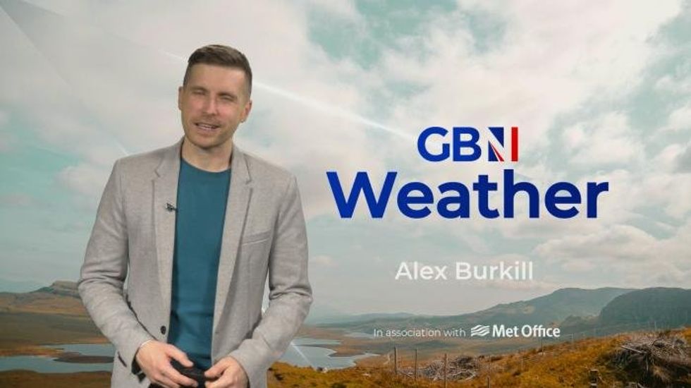 British holiday hotspot cloaked by Saharan dust cloud as deadly storms hit island