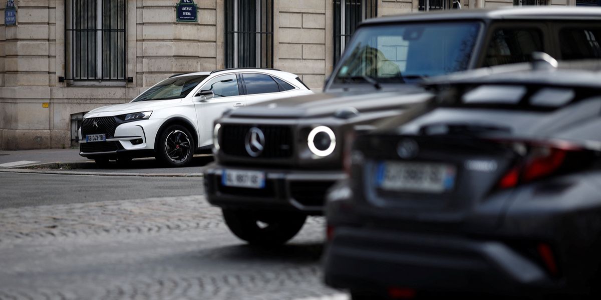 NextImg:Paris votes to triple parking charges for SUVs to almost £200 for six hours as UK cities could follow suit