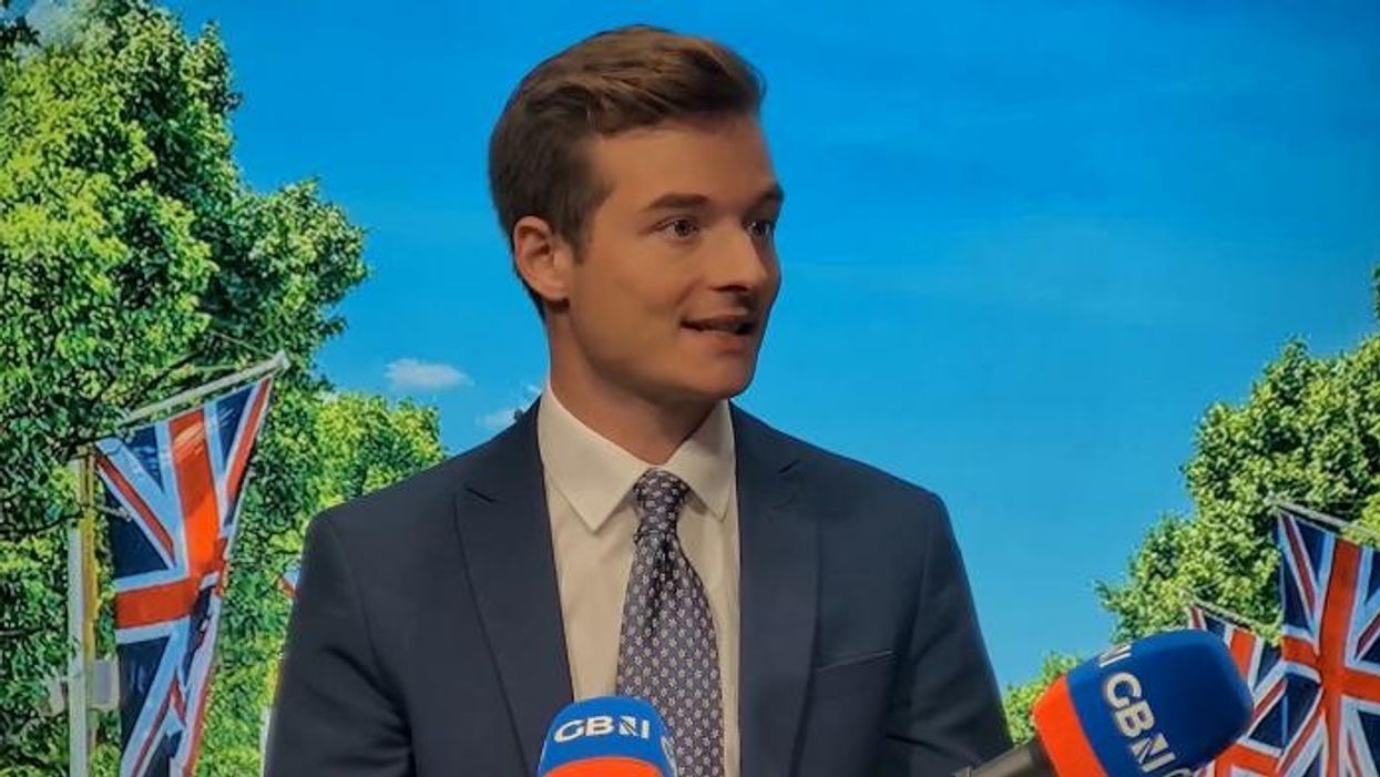 Kate and Prince William have not sent Prince Harry an olive branch amid their bitter feud