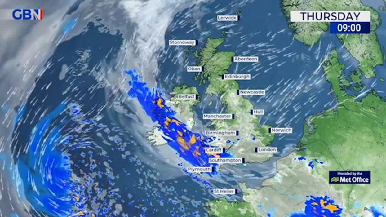 UK weather: Maps turn yellow as whole of Britain will sizzle in 20C+ warm spell