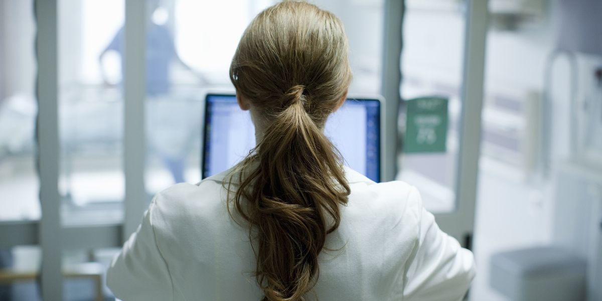 NextImg:Hospital patients less 'likely to die' if treated by a female doctor