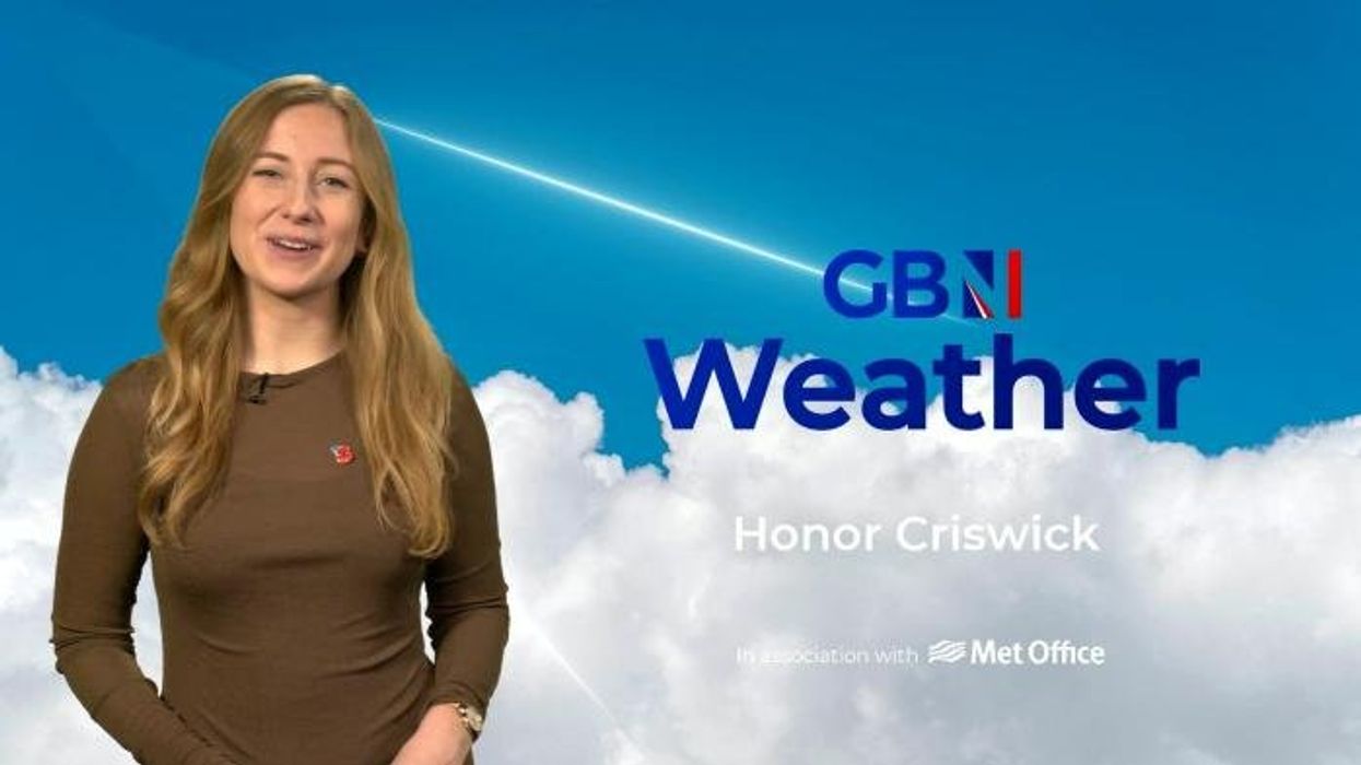 UK weather: Britain records warmest ever Bonfire Night as balmy temperatures set to continue into next week