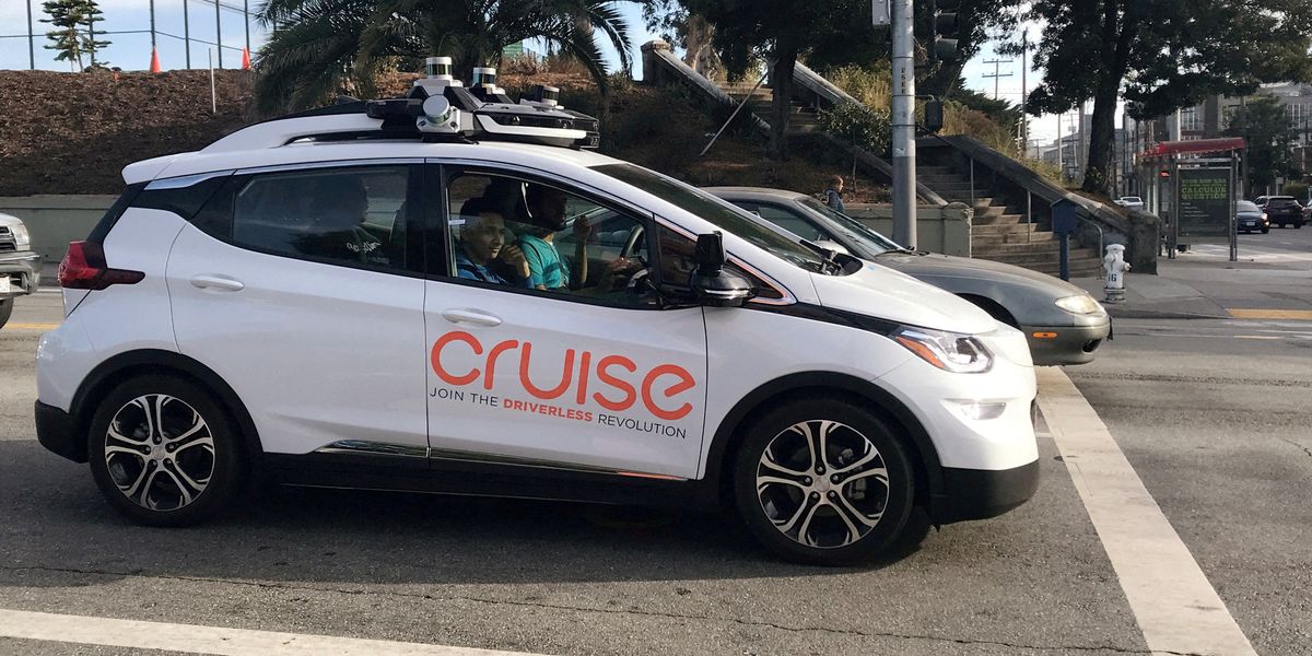 NextImg:Cruise self-driving robotaxis shut down by General Motors despite $10billion investment