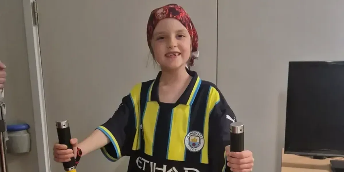 NextImg:'We're not giving up on our little girl': Eight-year-old's brave fight against cancer as parents raise over £60k for daughter's liver transplant