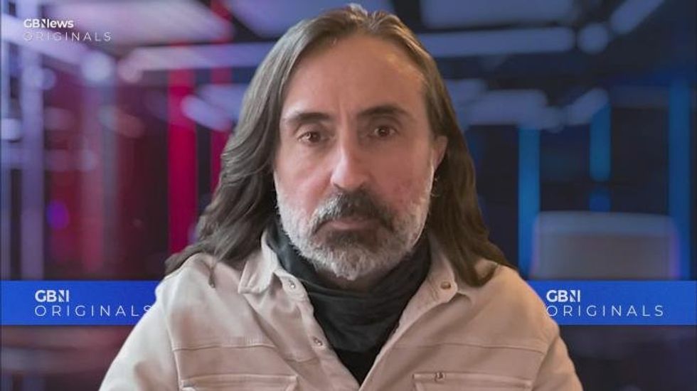 Jackson Warne Attributes Father's 2022 Death to Mandatory Covid-19 Vaccinations