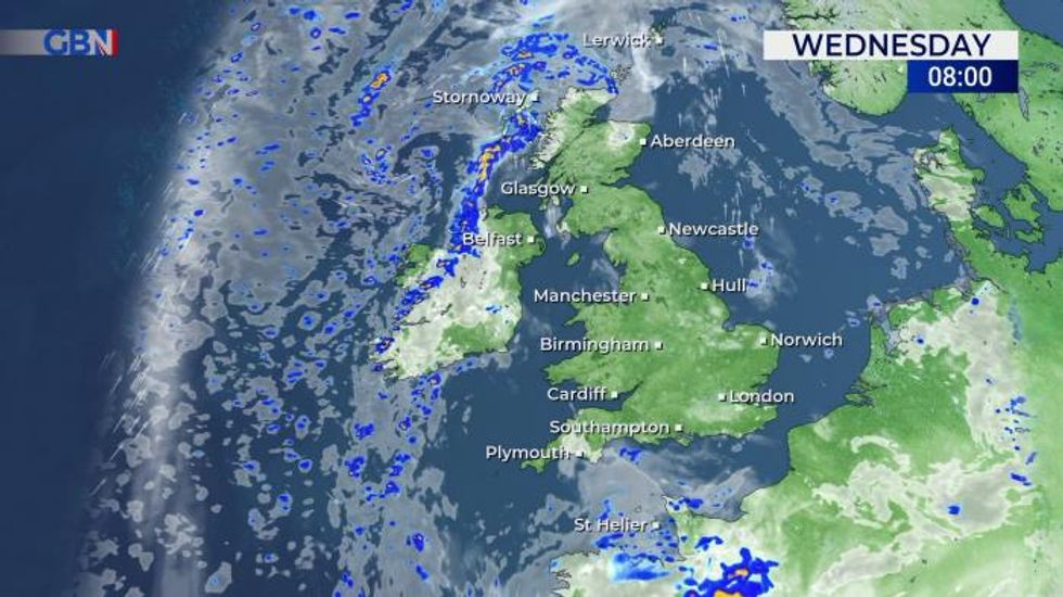 UK weather: Sunny spells with top temperatures of 22C - scattered showers in afternoon