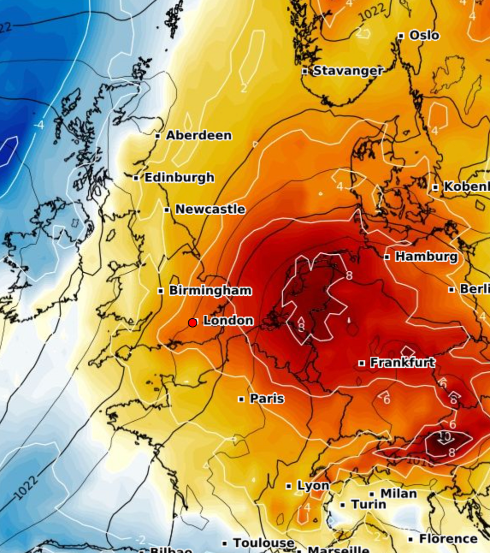 Weather experts have pinpointed when exactly Britons can expect to see temperatures soar
