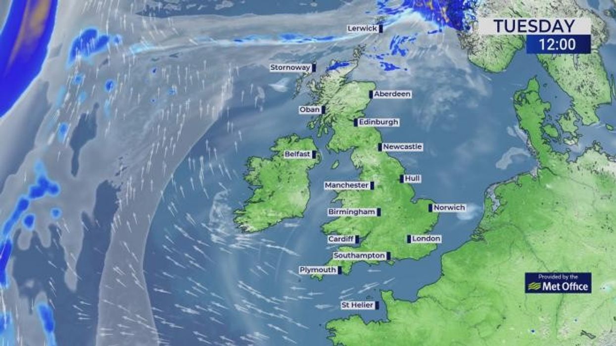 UK weather: Hottest spring in THIRTY YEARS under plume of tropical sunshine in great news for Britons