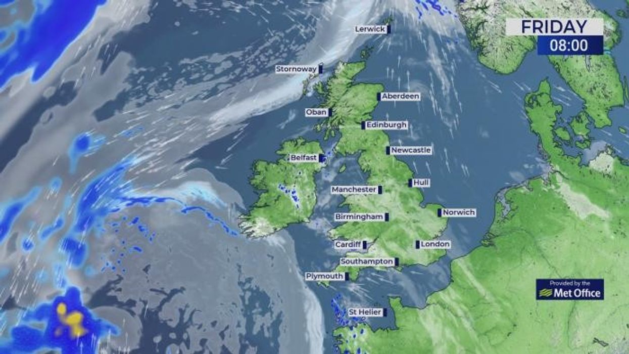 UK weather: Freak 'marine heatwave' will fuel 34C weekend as Britain hit with fireblast summer