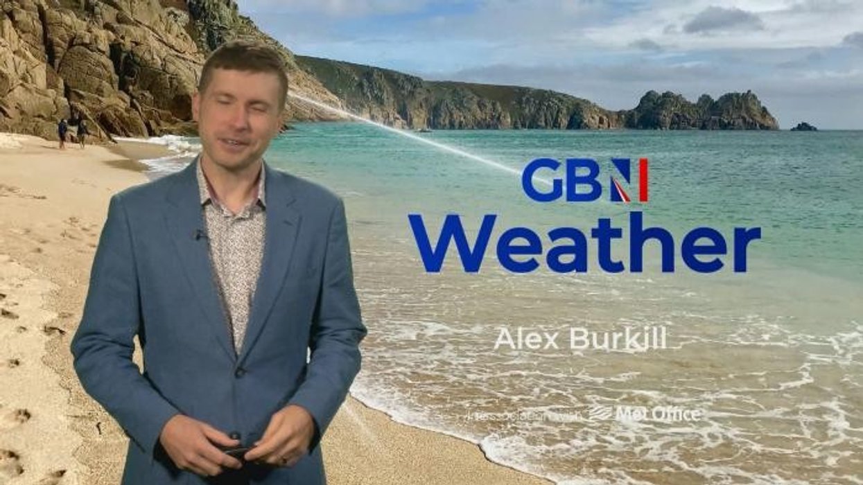 UK weather: Early polar plunge will send temperatures tumbling as first mini-bite of winter to bash Britain