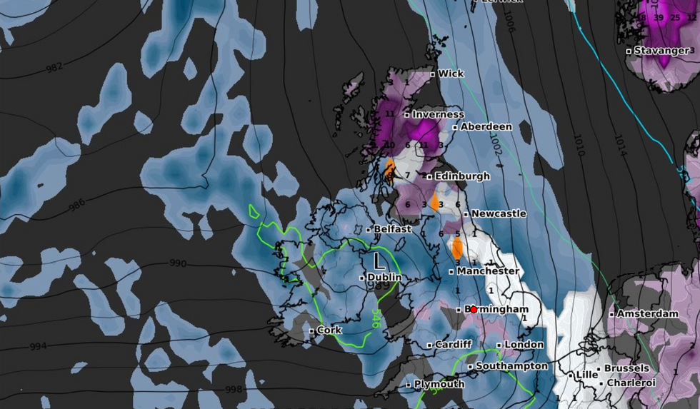 UK snow forecast Three inches of snowfall set for UK as 8C