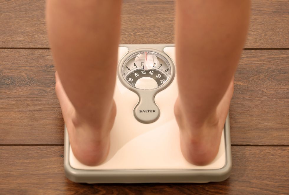 Weighing scales