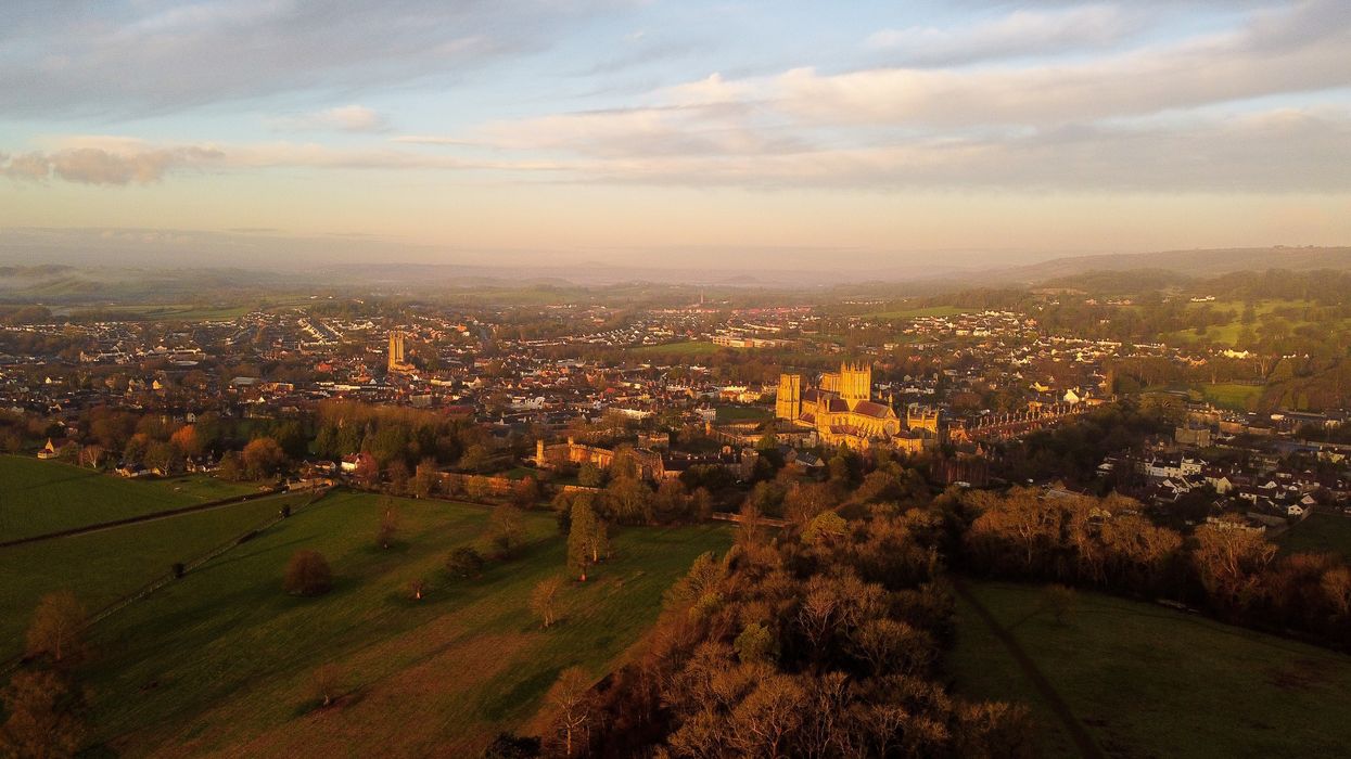 Wells Cathedral in Somerset is bathed in the light from the early morning sun. Picture date: Monday January 2, 2023.