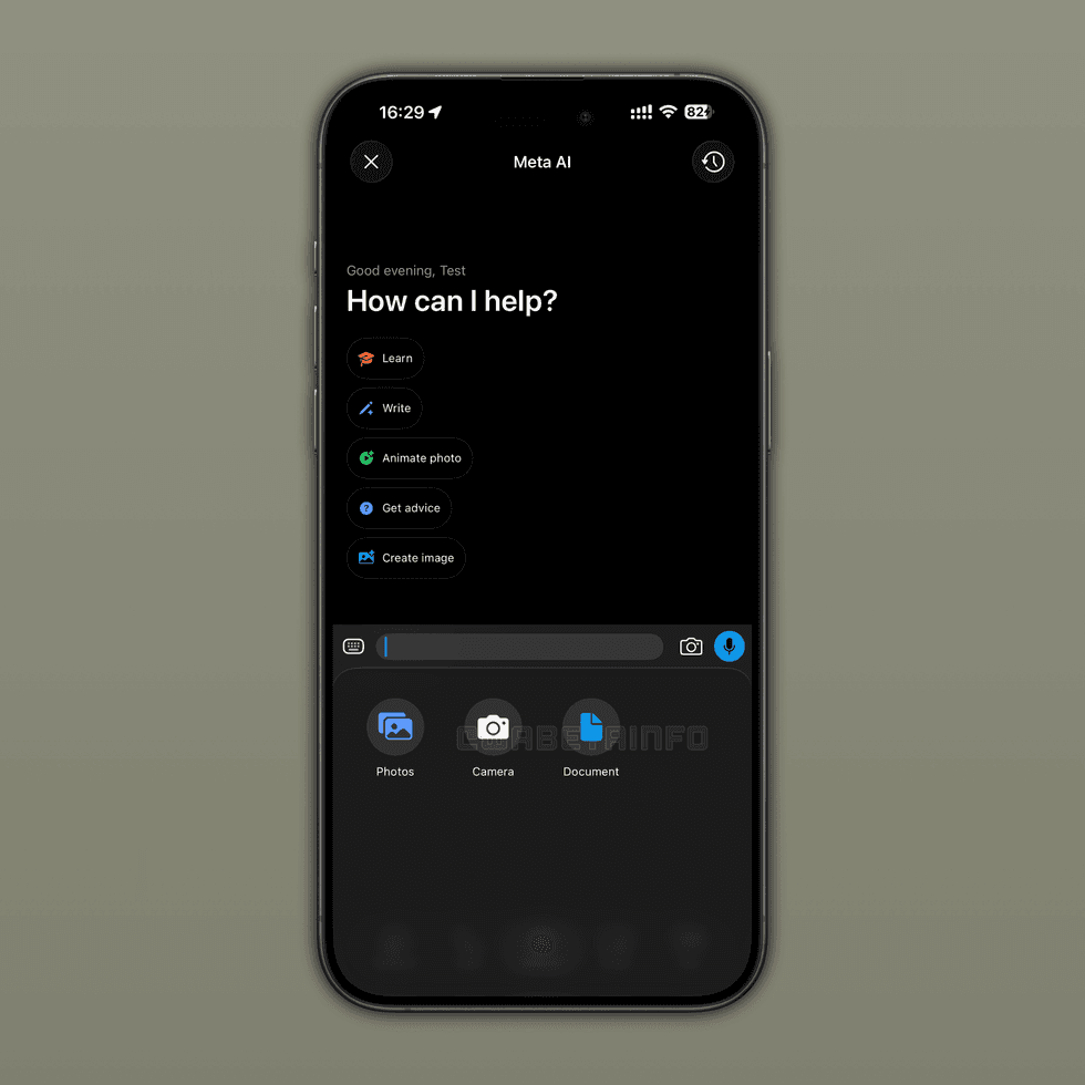 WhatsApp Meta AI feature