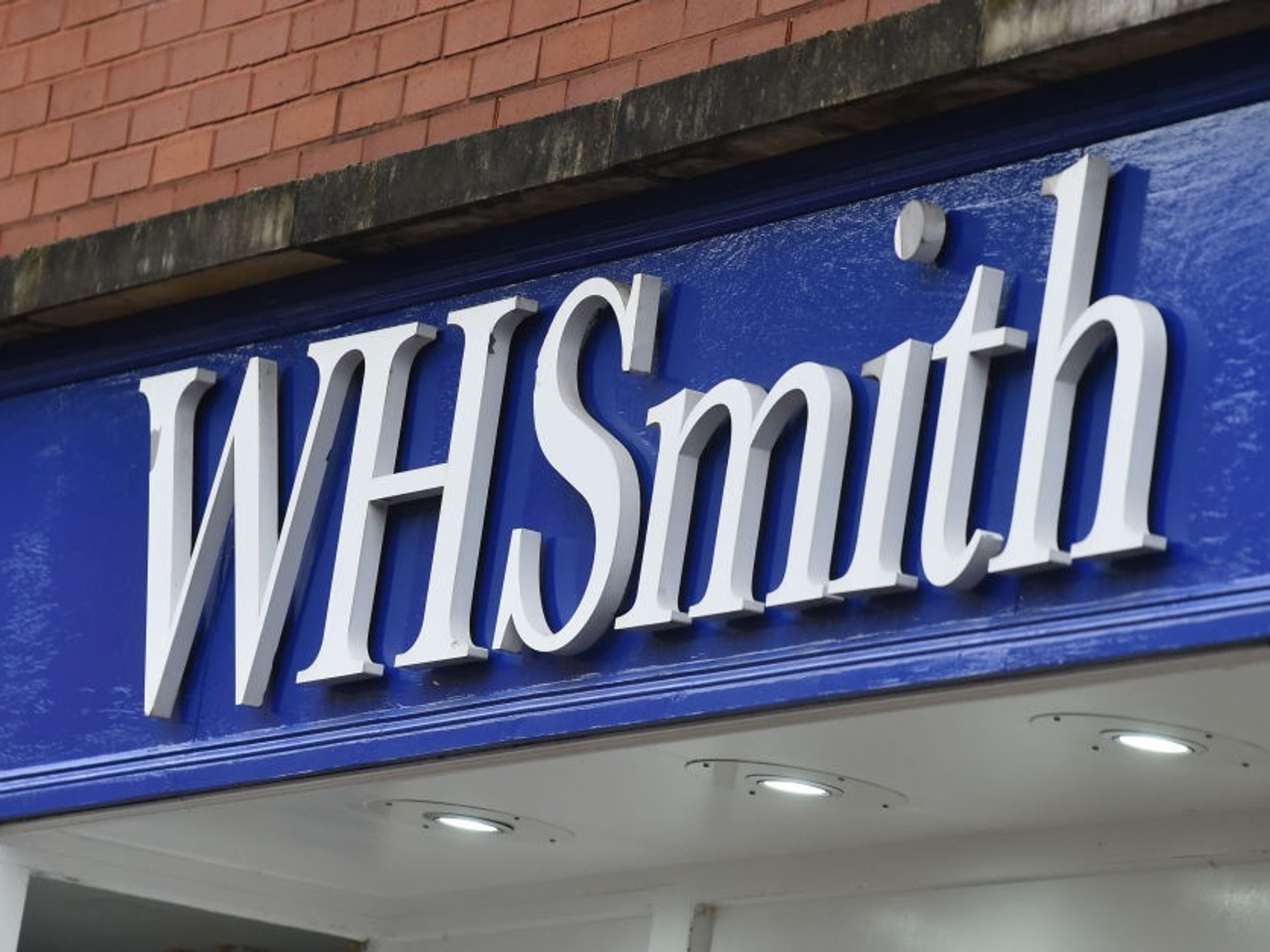 WHSmith logo