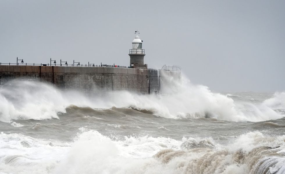 Wind warnings (Stock)