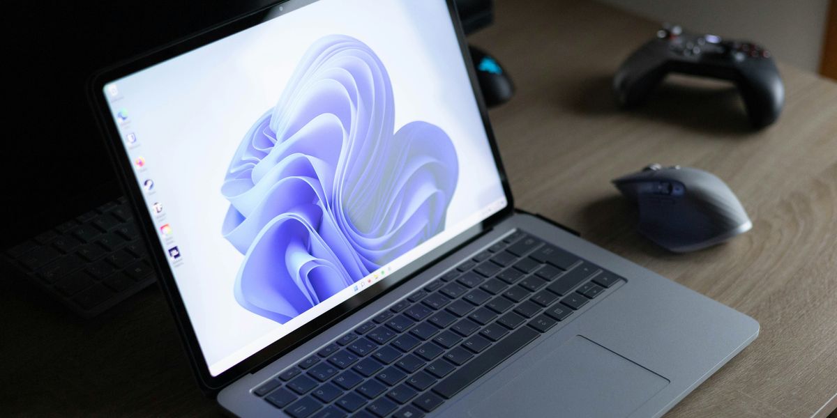 NextImg:Ditch your current PC for a brand-new model with Windows 11, Microsoft advises millions