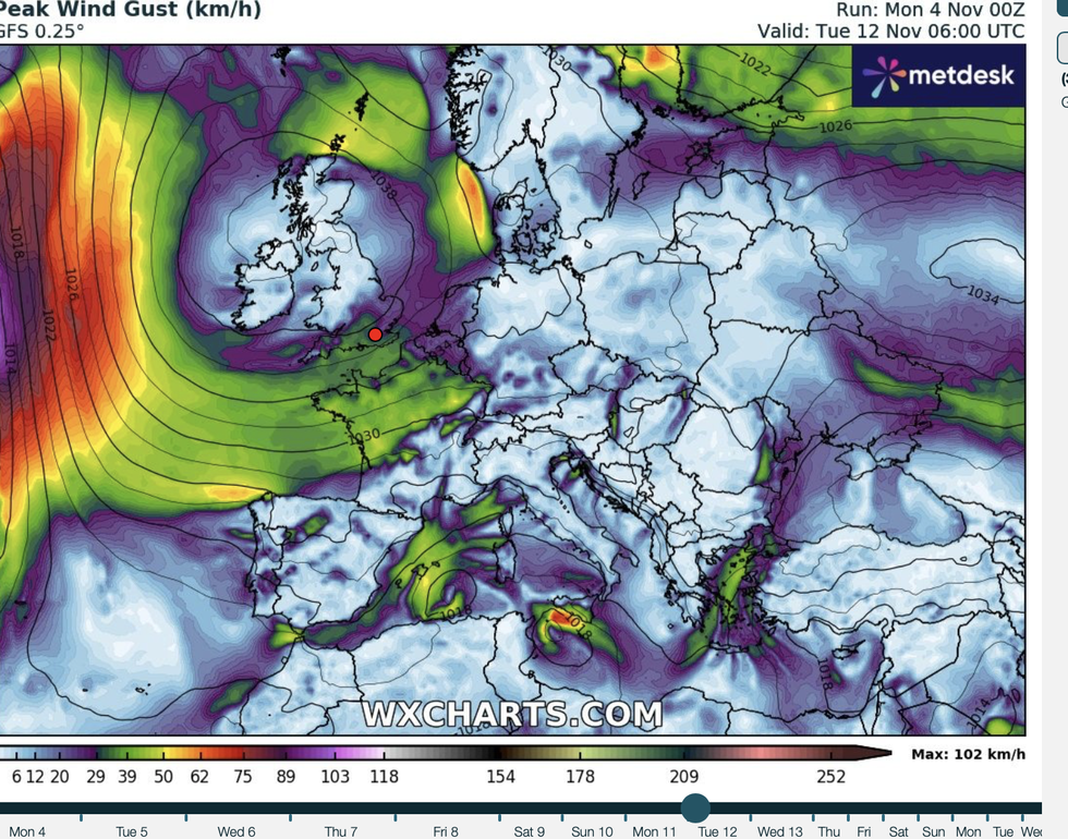 Winds circle around the UK, but kept away by the dome (WX charts)