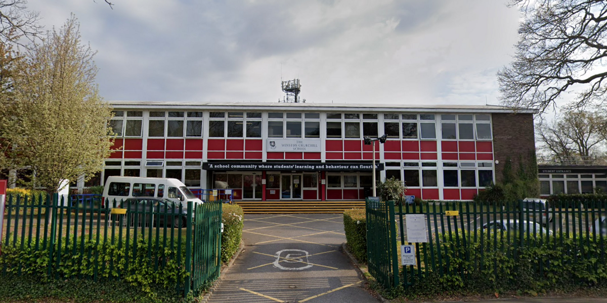 NextImg:Fury as school bans students from wearing JUMPERS until November as angry parents hit back at scathing letter from headteacher