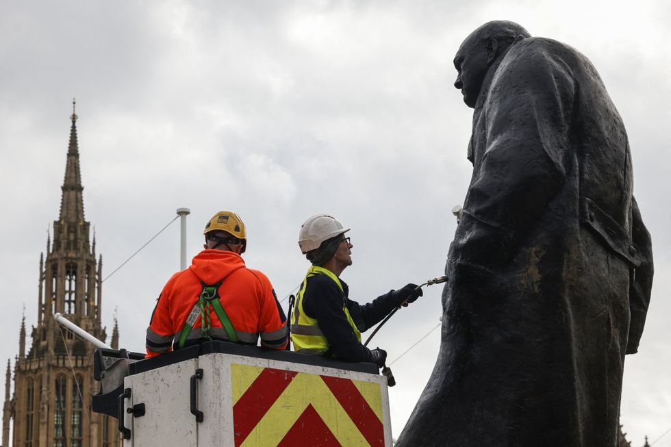 Winston Churchill statue cleaned