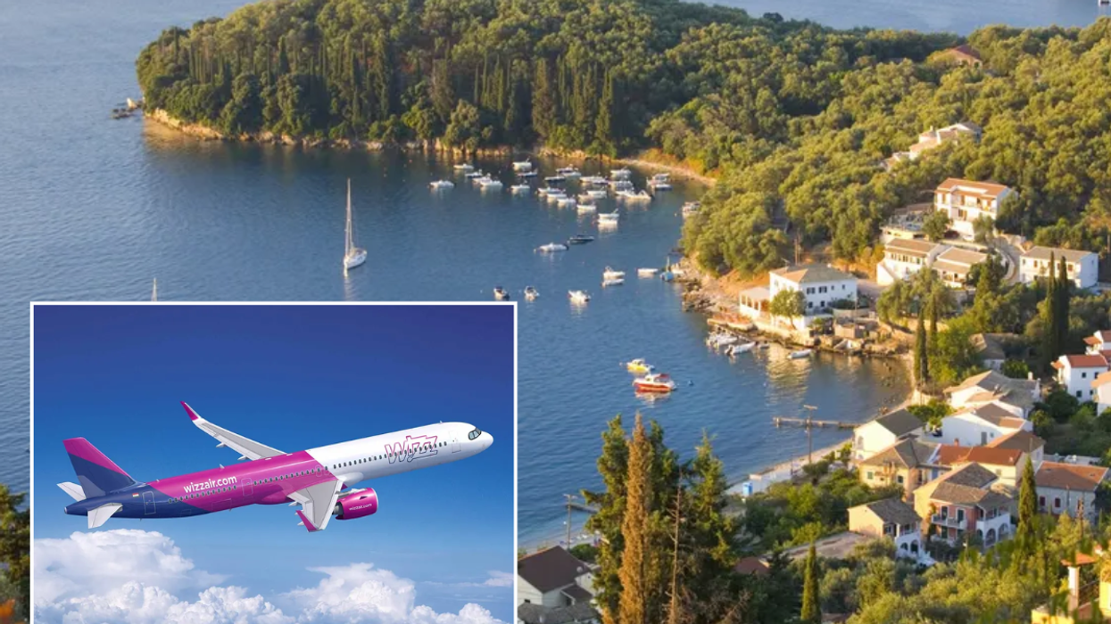 Wizz Air plane / Corfu