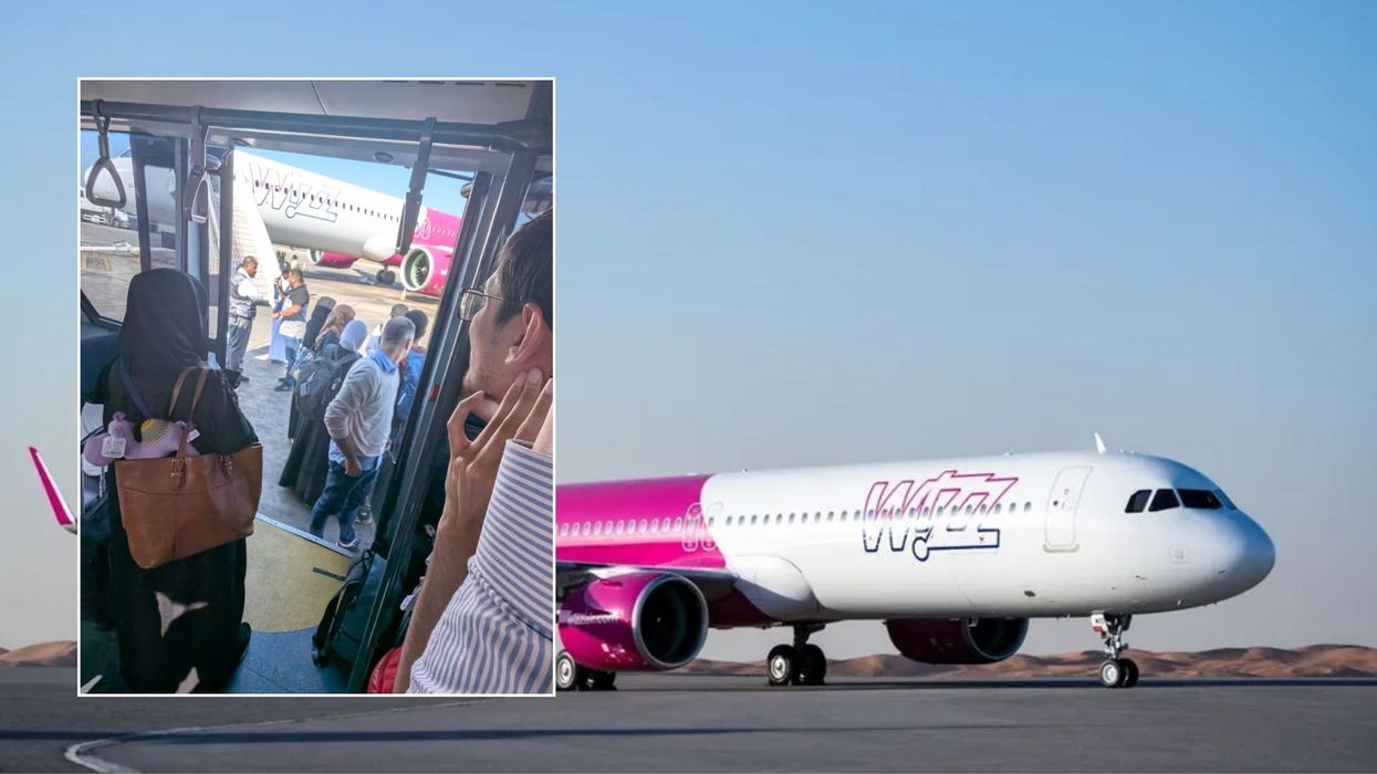 Wizz Air plane