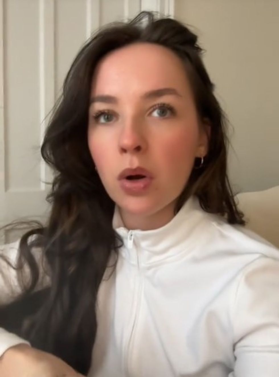 woman b12 supplements