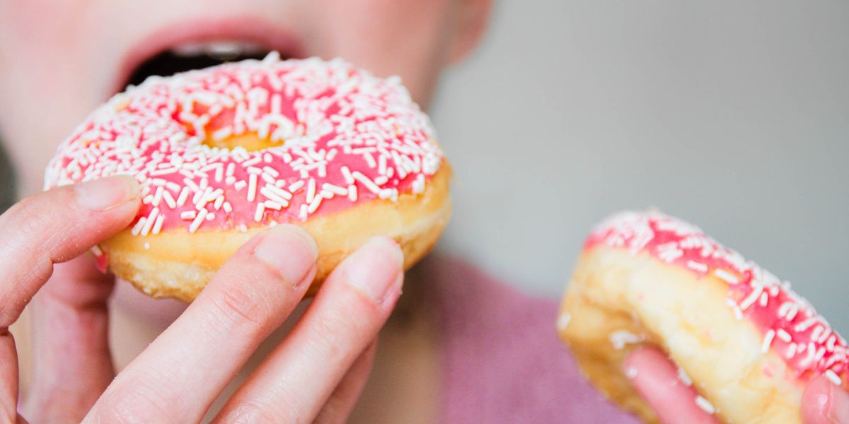 NextImg:Dietitian warns that 84% of adults are guilty of obesity-causing habit – 3 ways to manage it