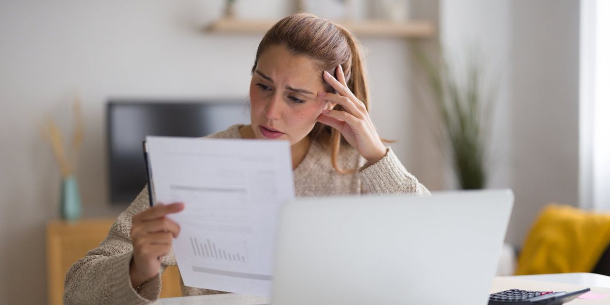 Universal Credit payments to be halved by DWP for some claimants in just DAYS Universal Credit payments to be halved by DWP for some claimants in just DAYS