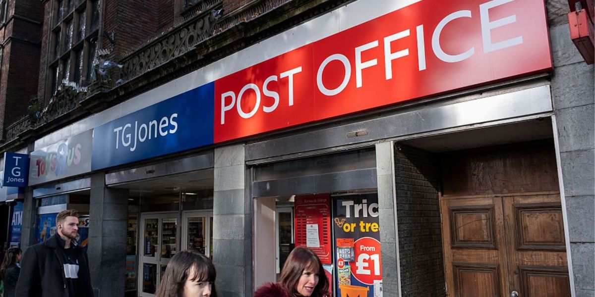 Post Office closures ruled out as Labour to protect 11,500 branches in win for UK high streets Post Office closures ruled out as Labour to protect 11,500 branches in win for UK high streets