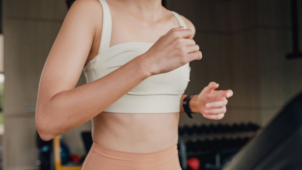 WOMAN ON TREADMILL